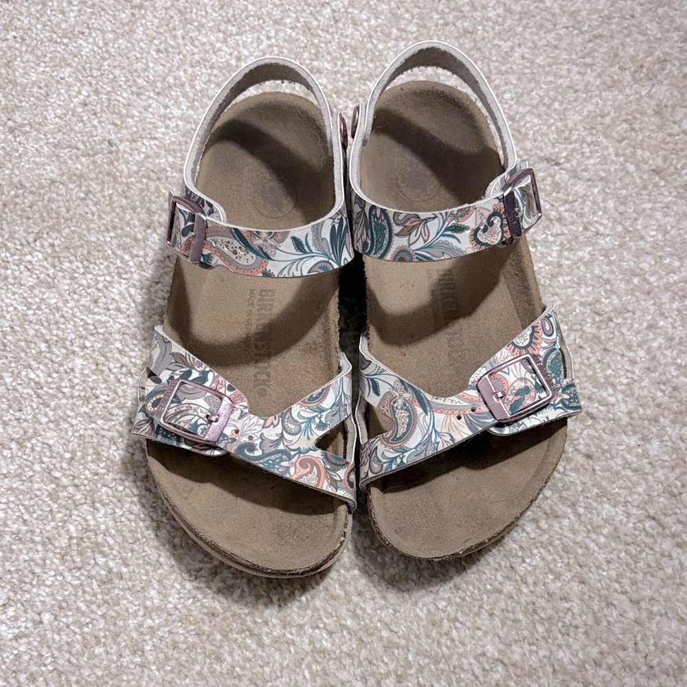 Girls Birkenstocks